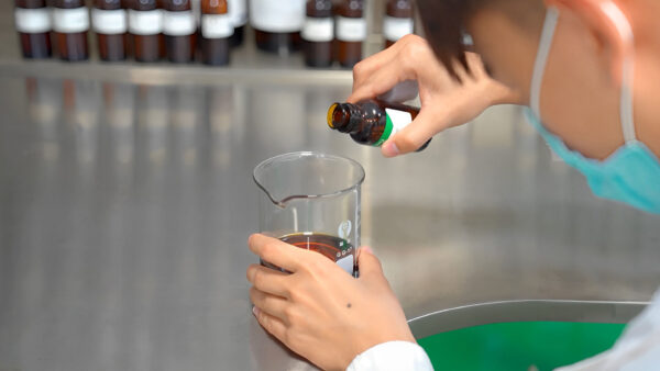 Ikeda Wholesale Perfume Oil | Rose/Vanilla/Musk | Customizable - Image 4