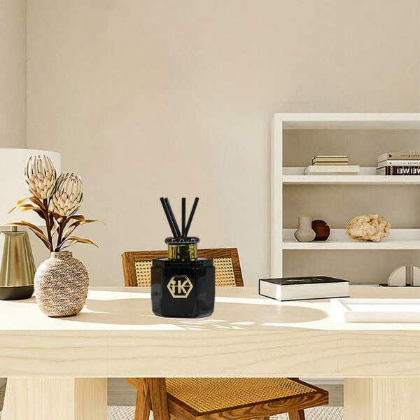 Bulk Order Aromatherapy Reed Diffusers - Customizable Black Bottles with Fiber Sticks - Image 3